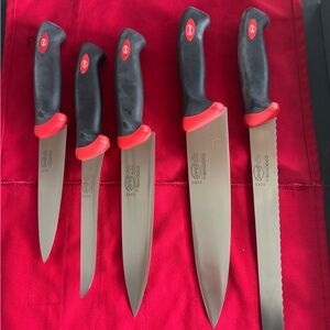 SanelliUSA  Knife Set with Black and Red Handles